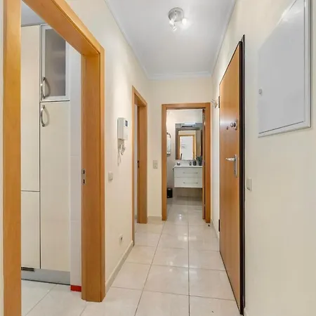 Pool With 10' Away - Comfort And Tranquility