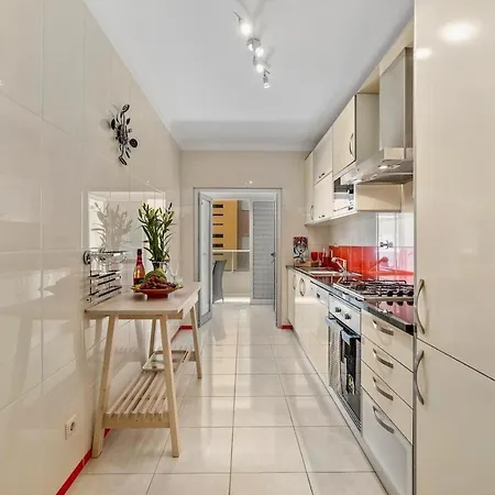 Pool With 10' Away - Comfort And Tranquility Διαμέρισμα *