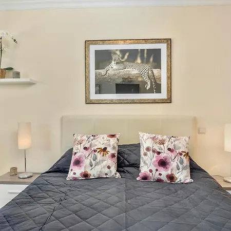 Pool With 10' Away - Comfort And Tranquility Quarteira