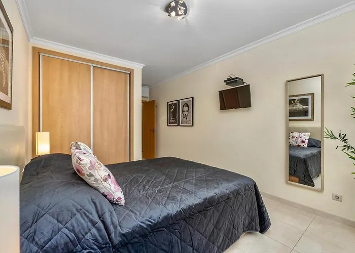 Apartman Pool With 10' Away - Comfort And Tranquility
