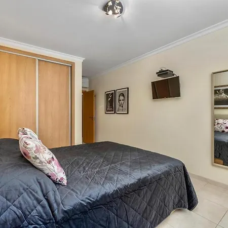 Apartament Pool With 10' Away - Comfort And Tranquility