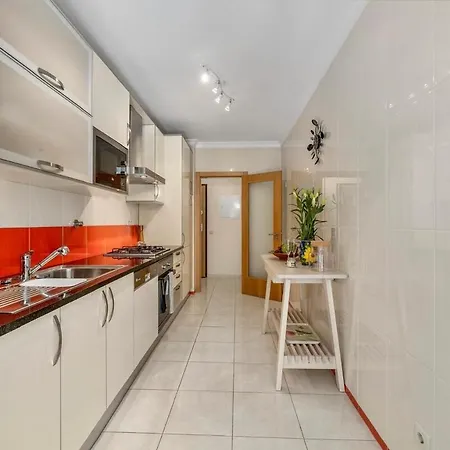 Apartament Pool With 10' Away - Comfort And Tranquility *