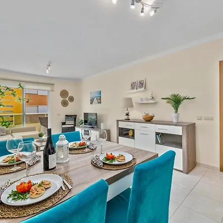 Pool With 10' Away - Comfort And Tranquility Apartament